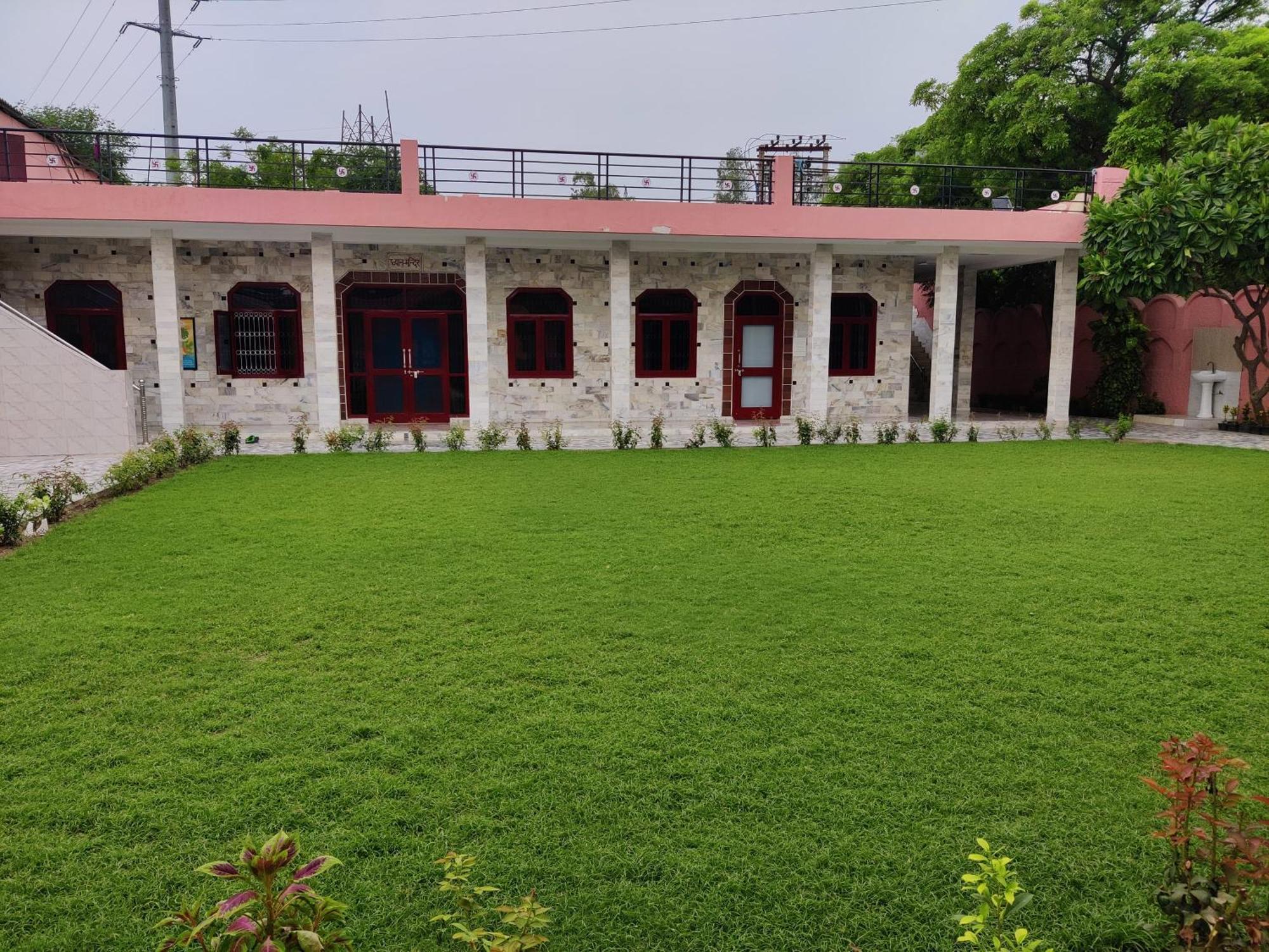 Divya Anubhuti Pravas Homestay New Delhi